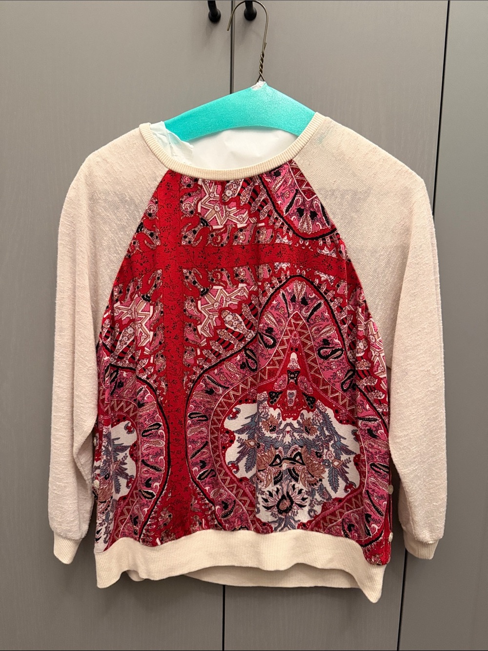 Women's Red Paisley Raglan Sweatshirt